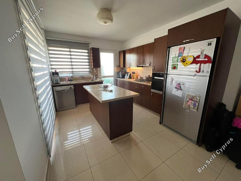 Property photo 3 of 23