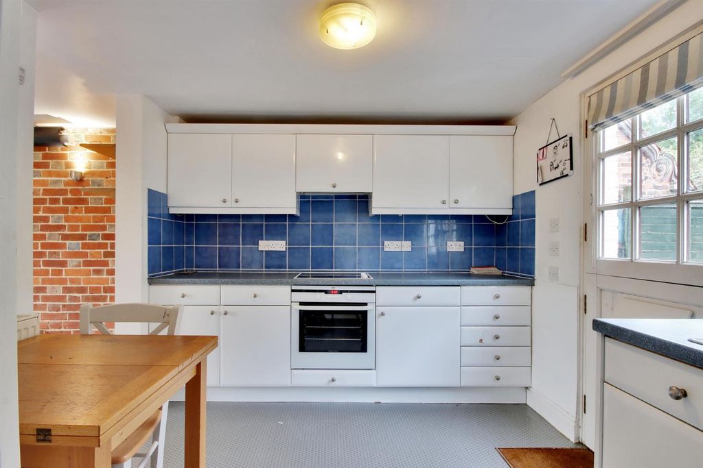 Property photo 3 of 15 62164_011.Jpg