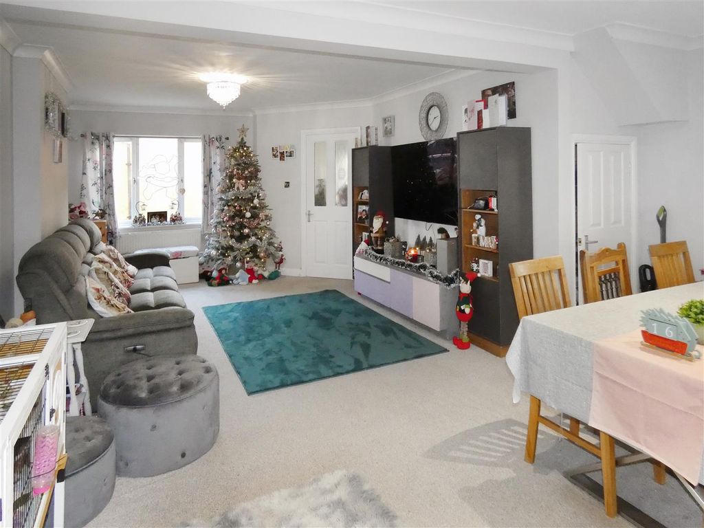 Property photo 2 of 18 P1070729.Jpg