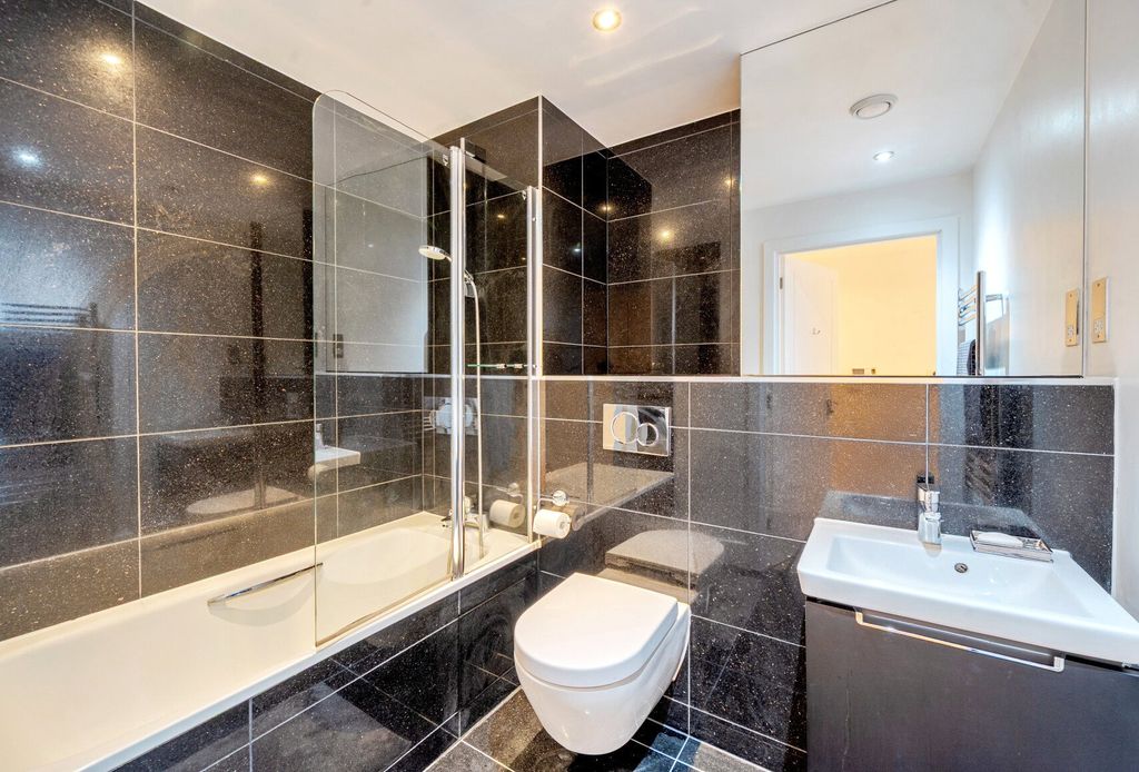 Property photo 2 of 13 Picture No. 08