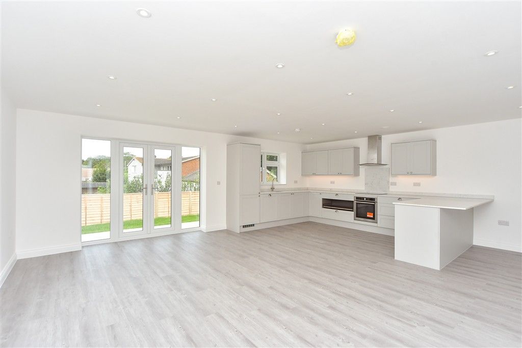 Property photo 1 of 11 Kitchen/Living Area