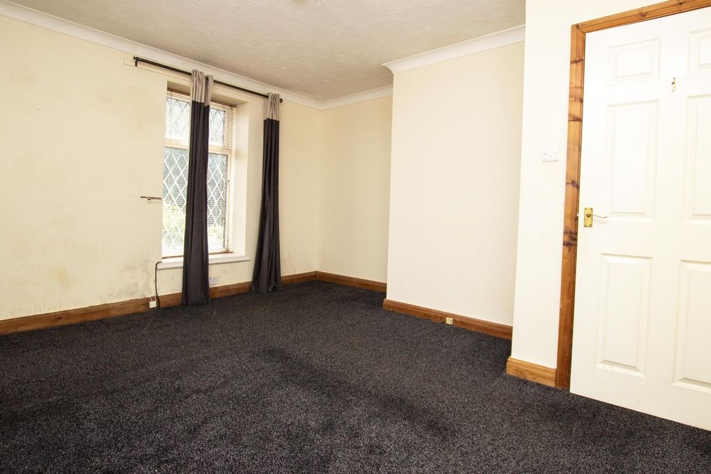 Property photo 3 of 7 Swan Street (5).Jpg