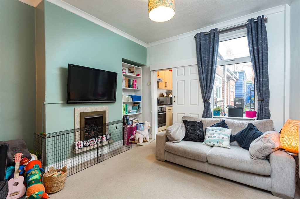 Property photo 2 of 10 Photos