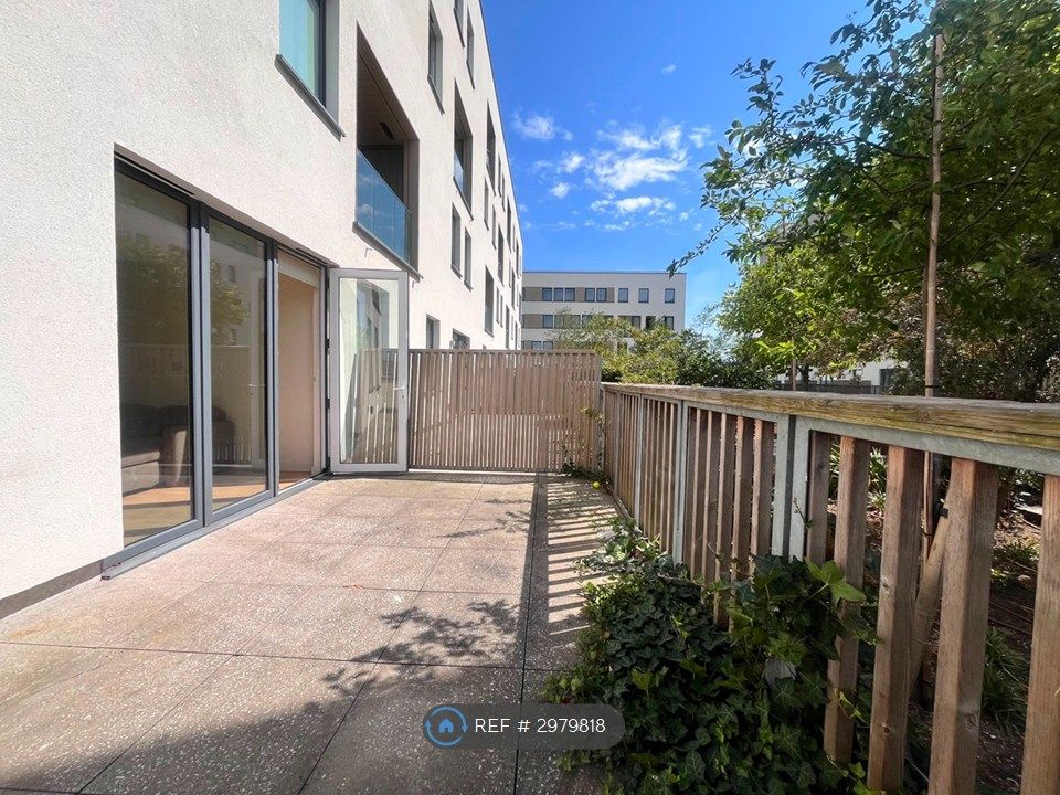 Property photo 3 of 10