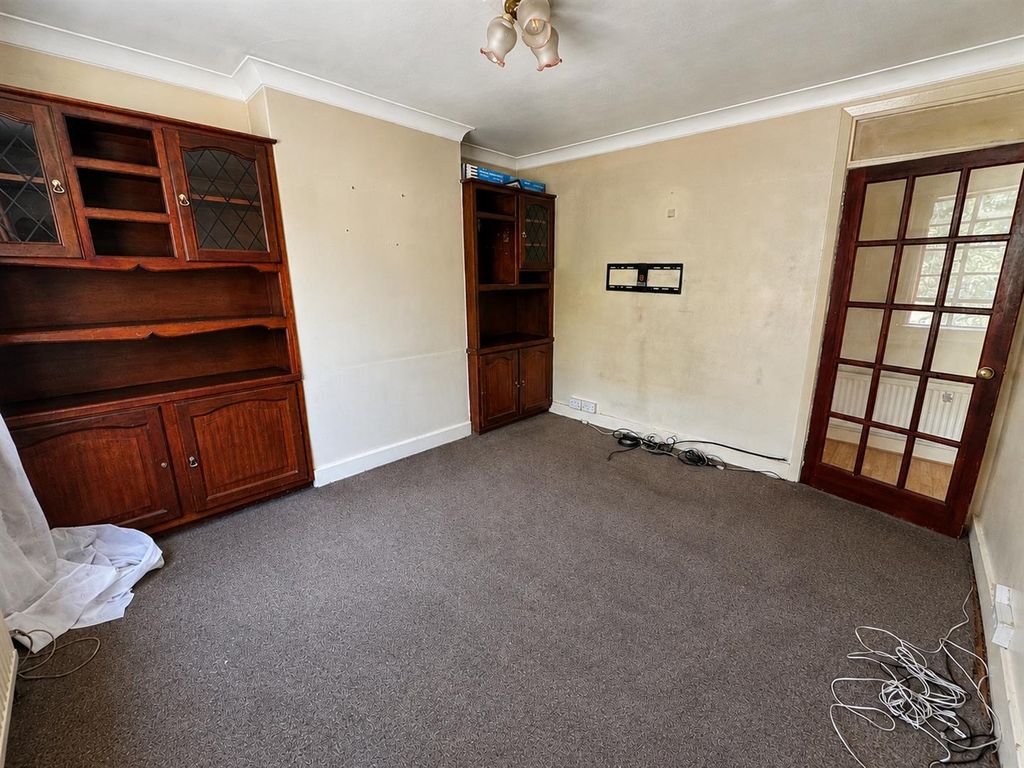 Property photo 2 of 9 Img_0062.Jpg