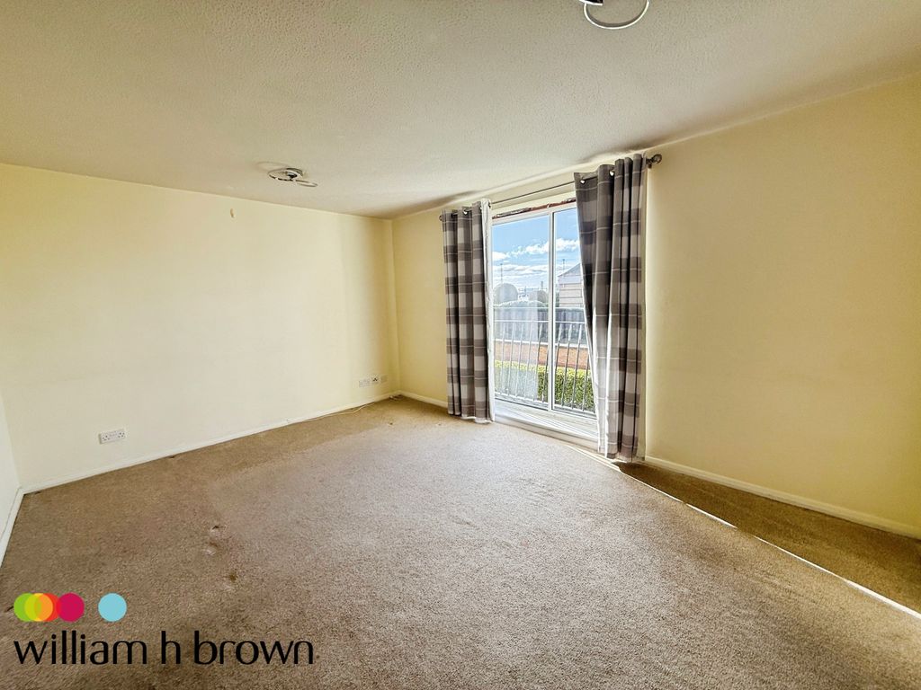 Property photo 3 of 11 Image