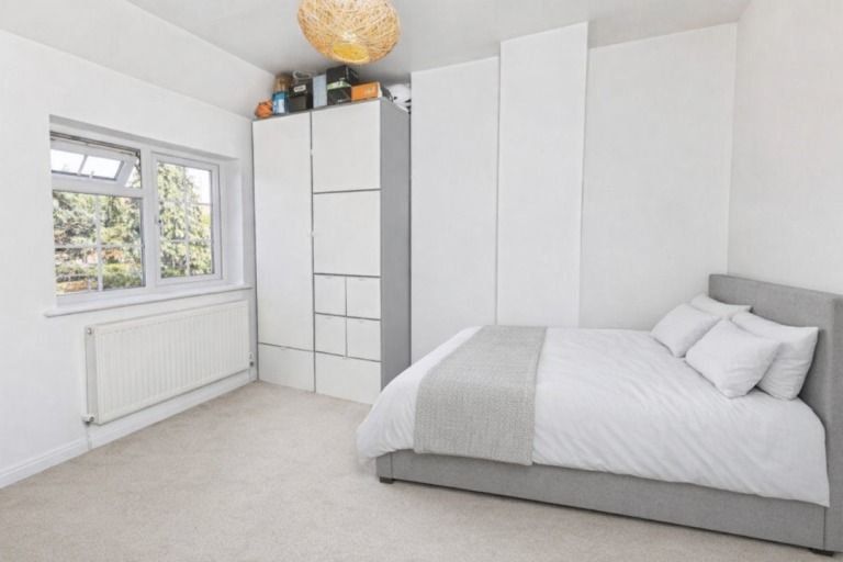 Property photo 1 of 3