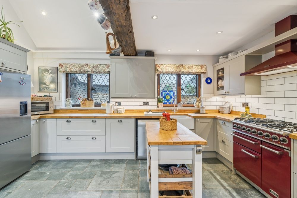 Property photo 3 of 26