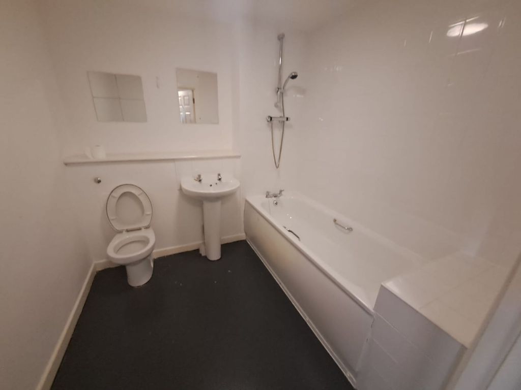 Property photo 3 of 5 Photo 3