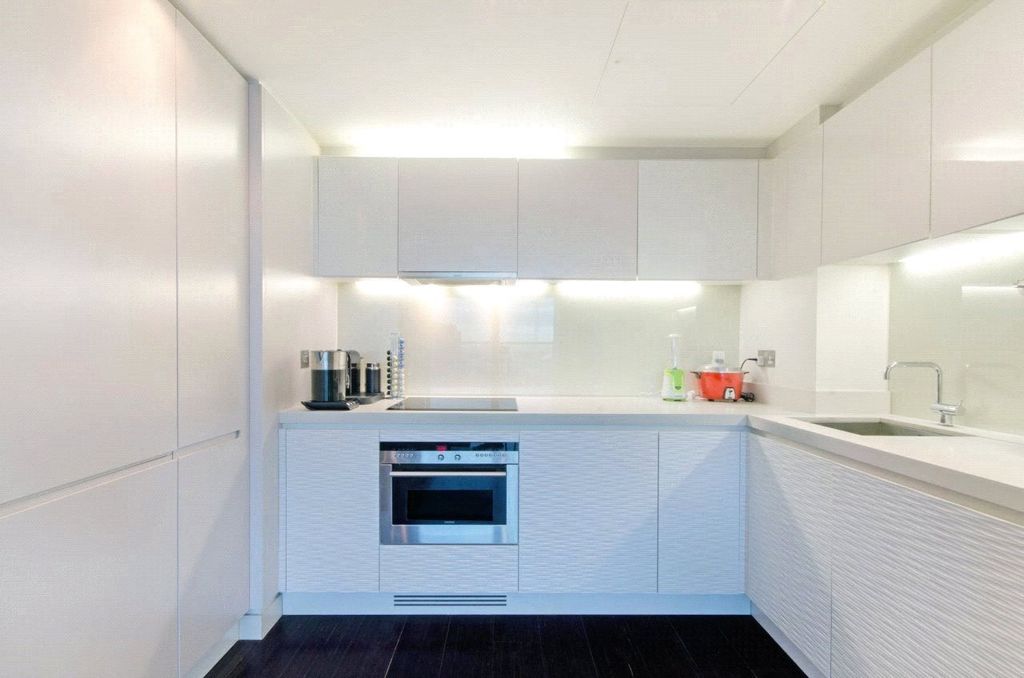 Property photo 3 of 10 Picture No. 01