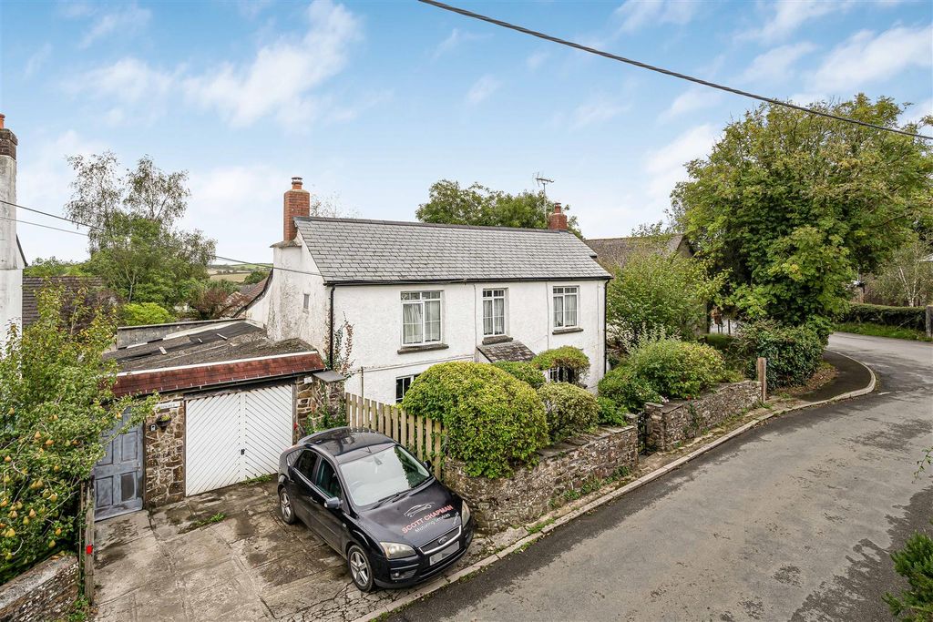 Property photo 1 of 36
