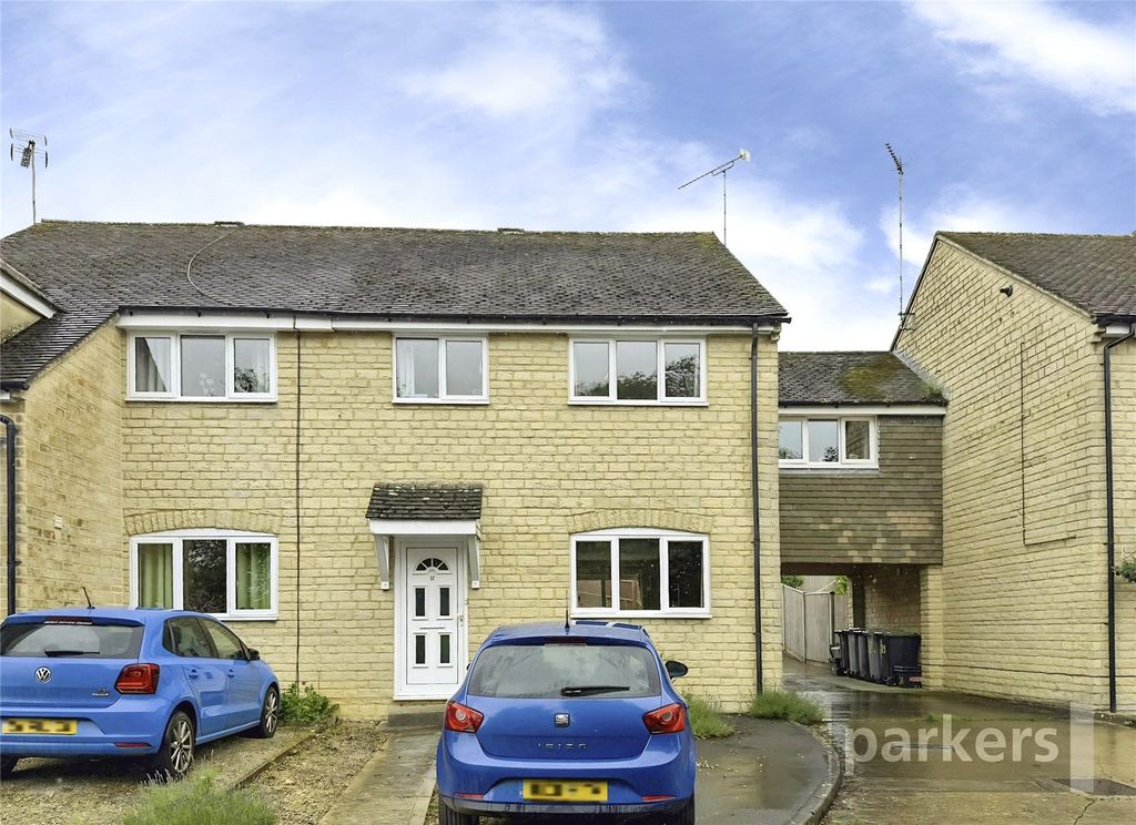 Property photo 1 of 18 Front External