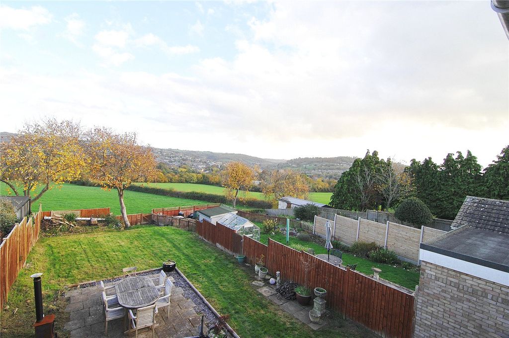 Property photo 2 of 14 Picture No. 06