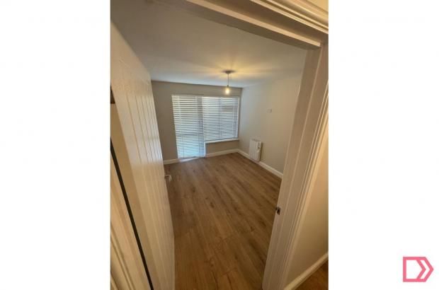 Property photo 2 of 9 Bedroom 1.Jpg