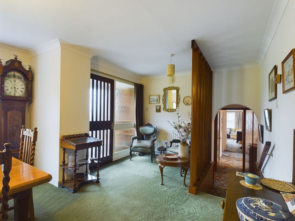 Property photo 2 of 64