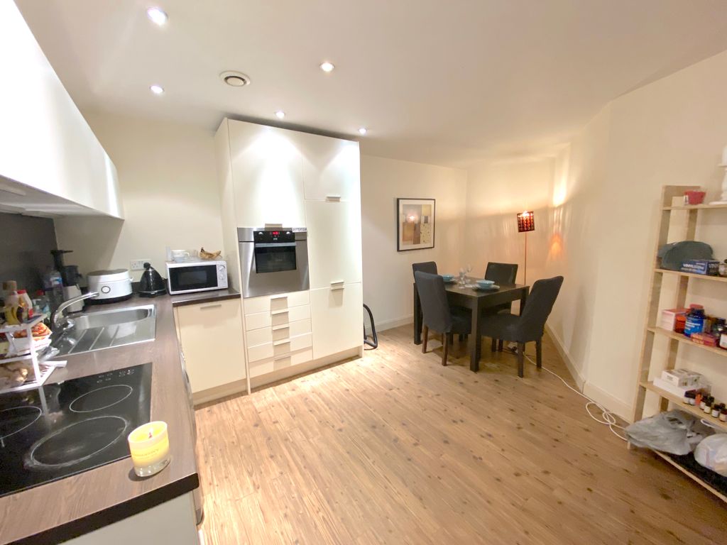 Property photo 3 of 11 Kitchen Diner