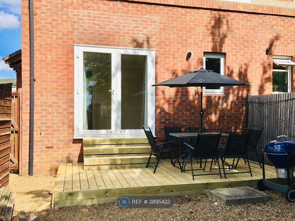 Property photo 3 of 12