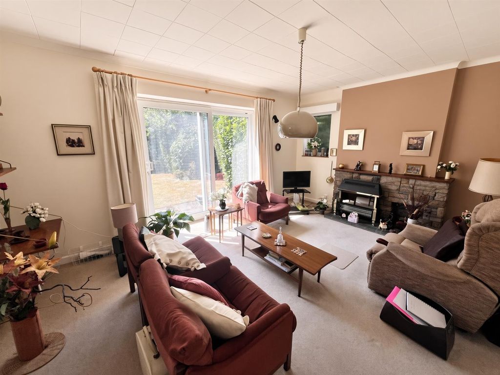 Property photo 3 of 15