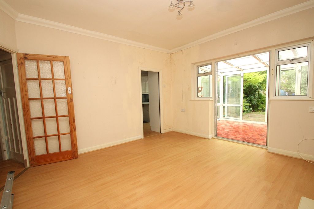 Property photo 3 of 18 Photo 15