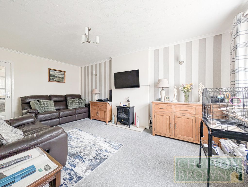 Property photo 2 of 39 Living Room