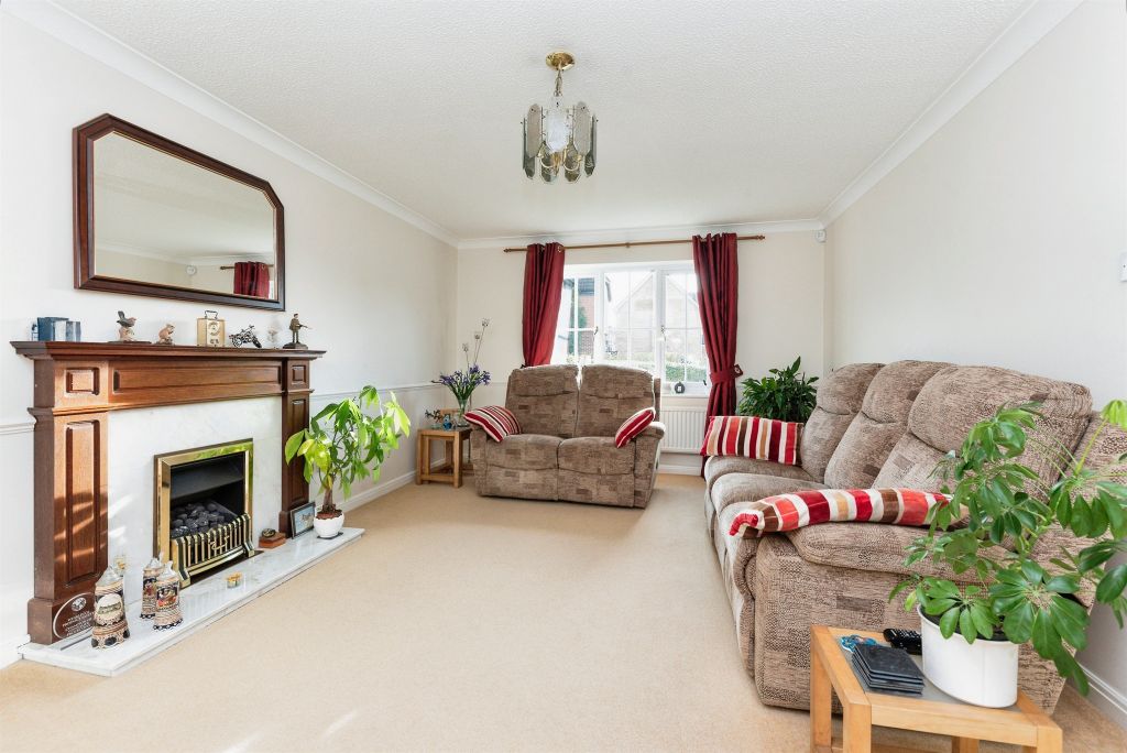 Property photo 3 of 18