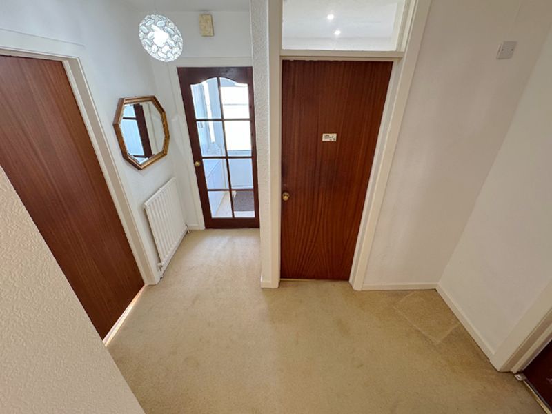 Property photo 3 of 18 Hallway