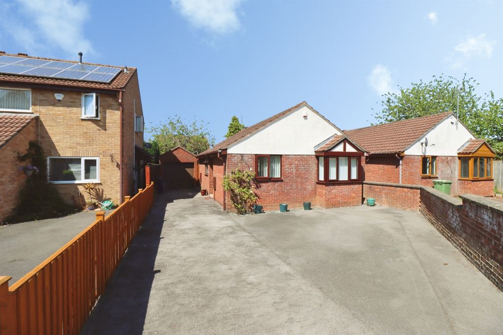 Property photo 1 of 13