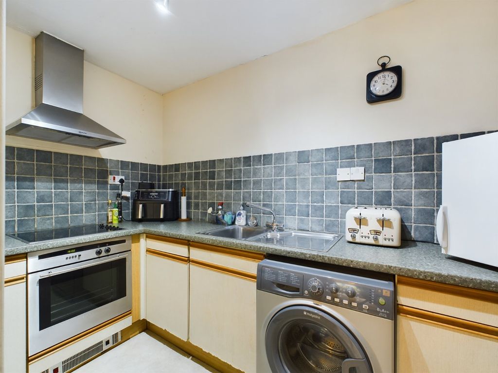 Property photo 3 of 10 Picture No. 21