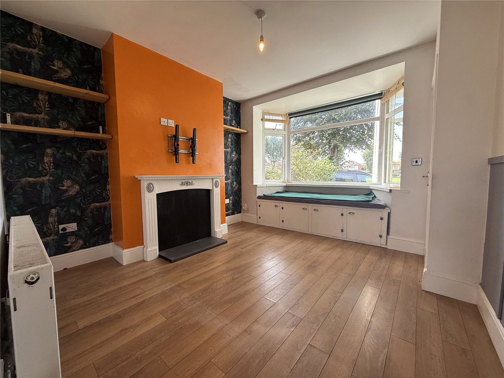 Property photo 2 of 17 Picture No. 09