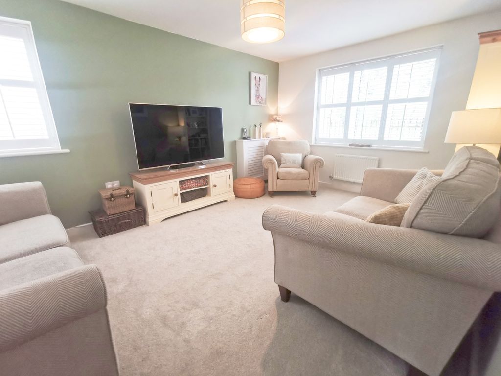 Property photo 2 of 15 Image