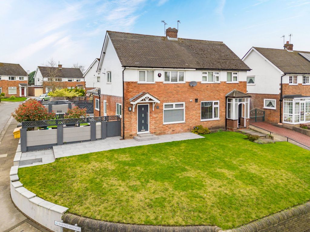 Property photo 1 of 18