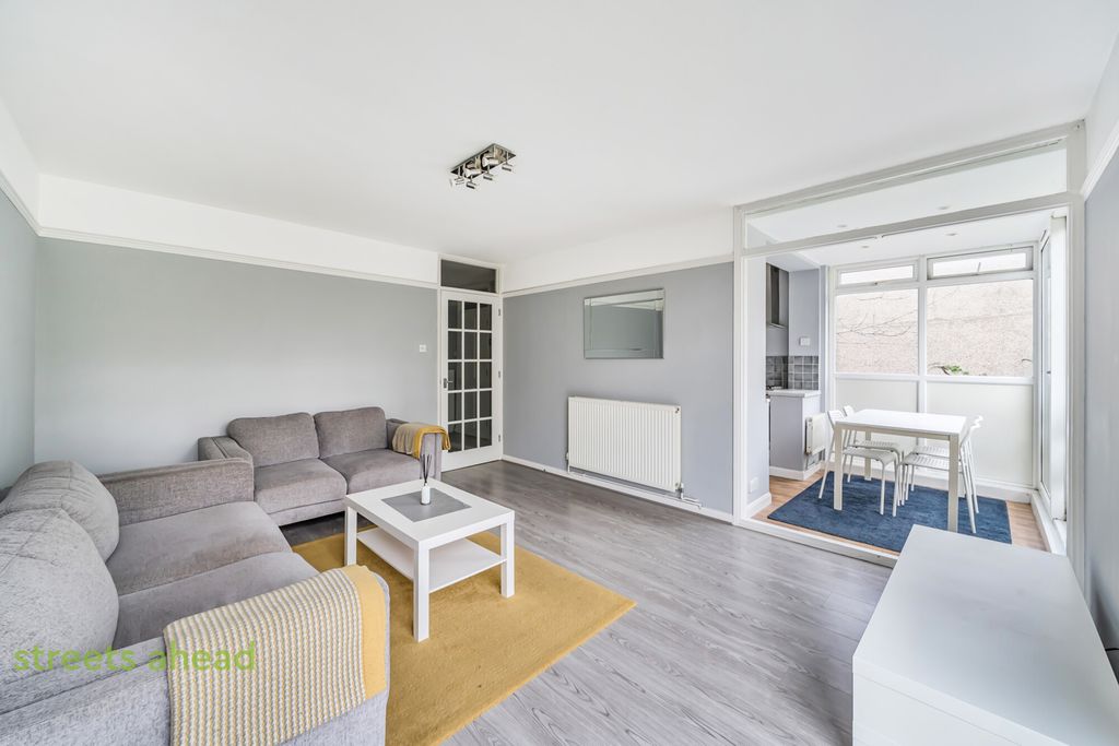 Property photo 1 of 14 42Beb520-c91c-476...