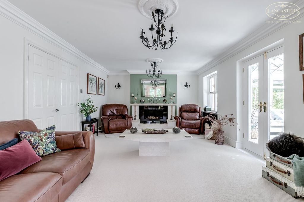 Property photo 2 of 39 Reception Room 1