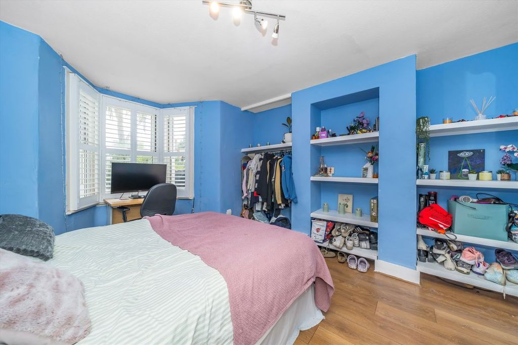Property photo 3 of 4