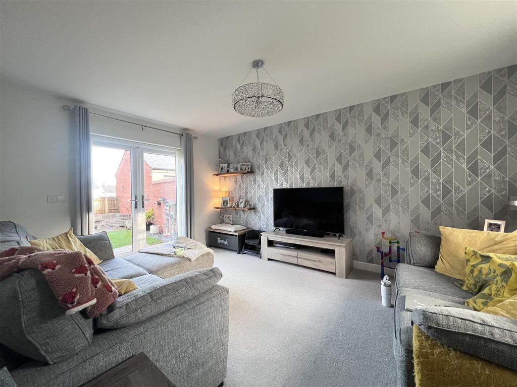 Property photo 2 of 12 Img_0401.Jpeg