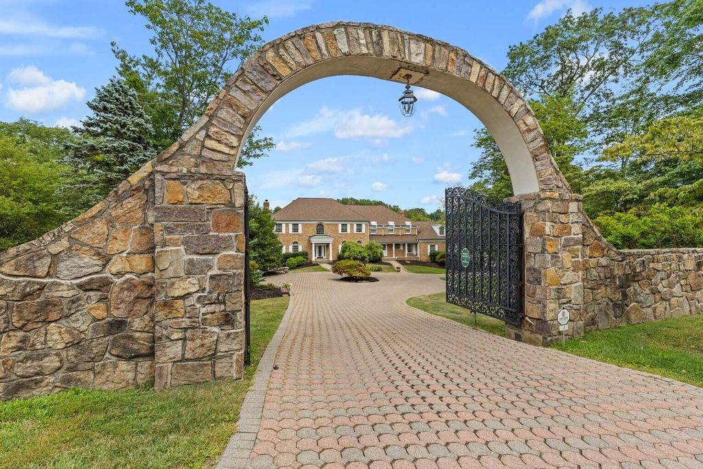 Property photo 3 of 8 <Alttext/>