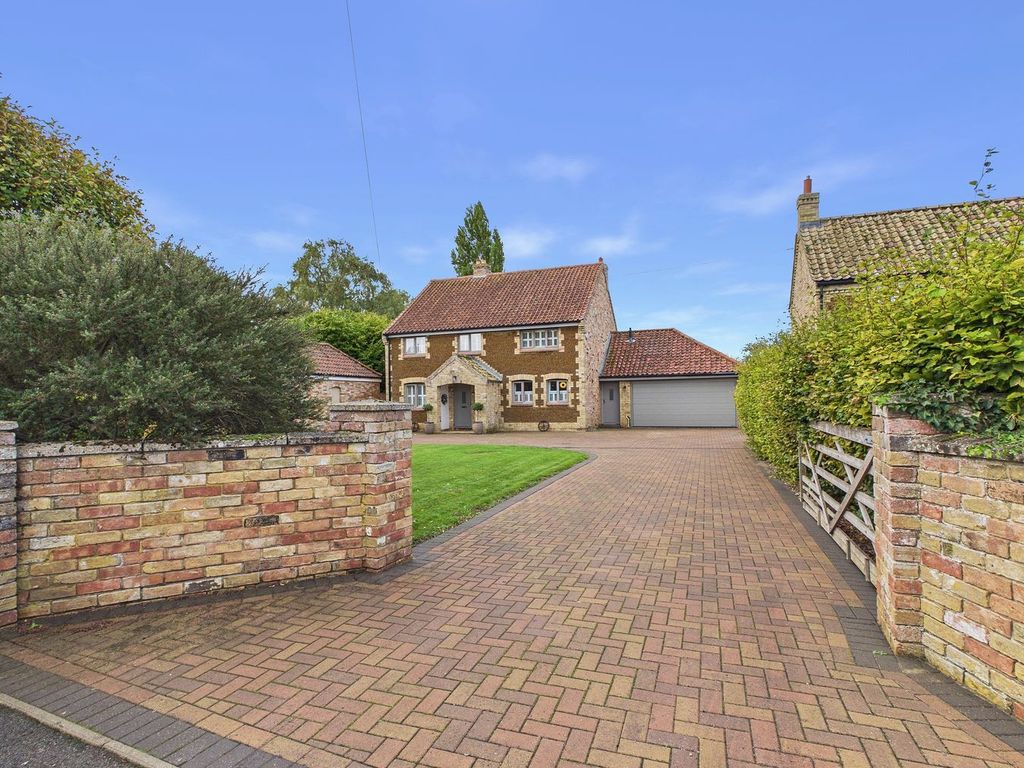 Property photo 1 of 37