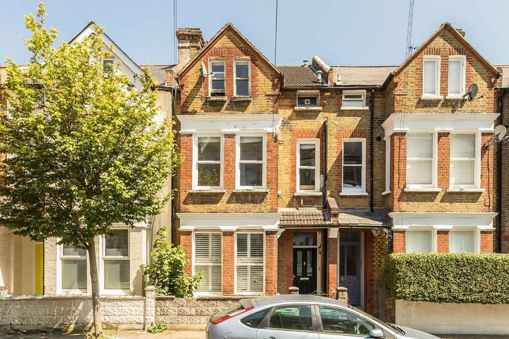 Property photo 1 of 7