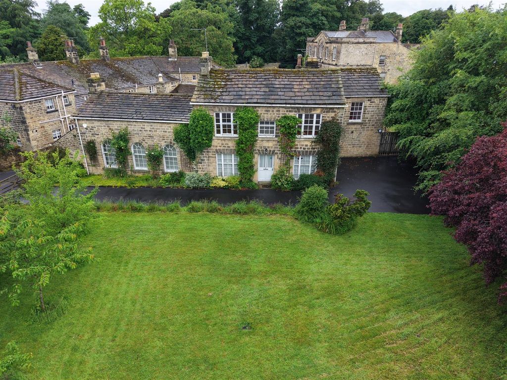Property photo 2 of 4 67 The Square Ariel .Jpg