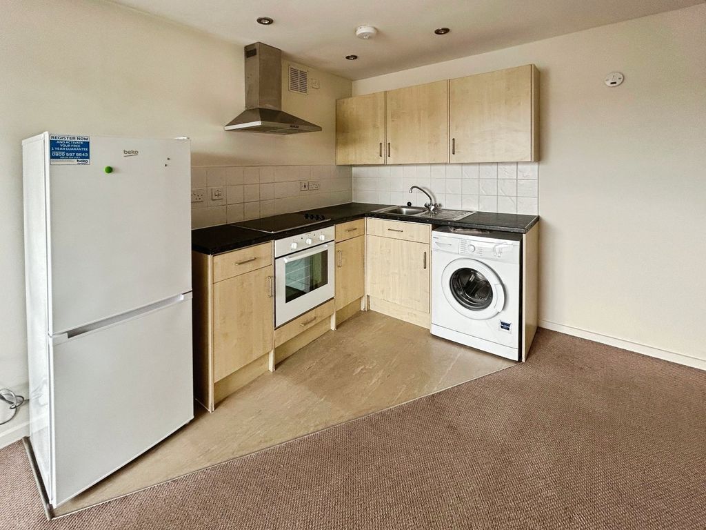 Property photo 2 of 7 Picture No. 16