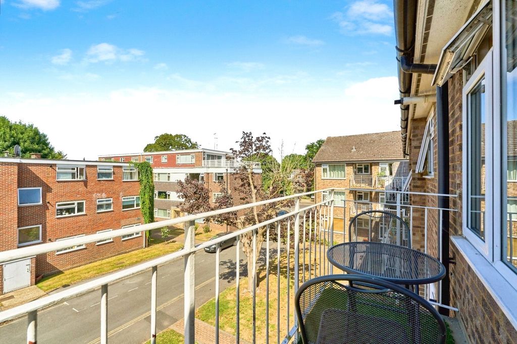 Property photo 2 of 14 Photo