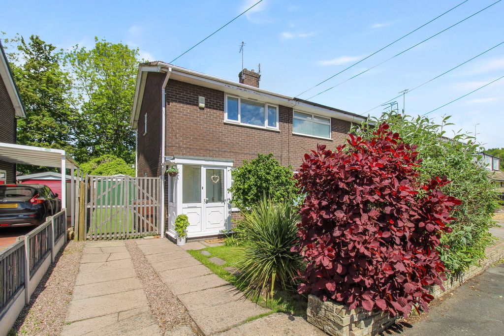 Property photo 1 of 18
