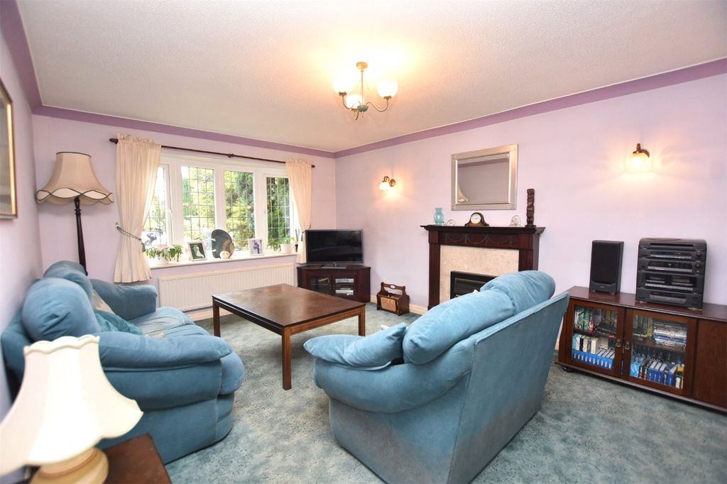 Property photo 2 of 19 Living Room