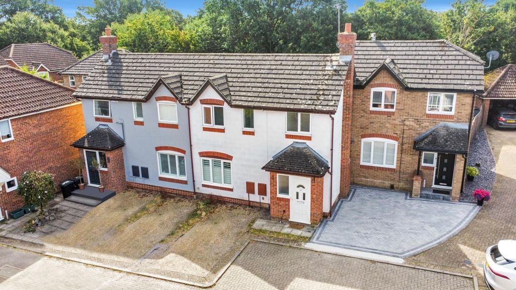 Property photo 1 of 12 E4Etgqchi0-l2Nbgi3Dxiq.Jpg