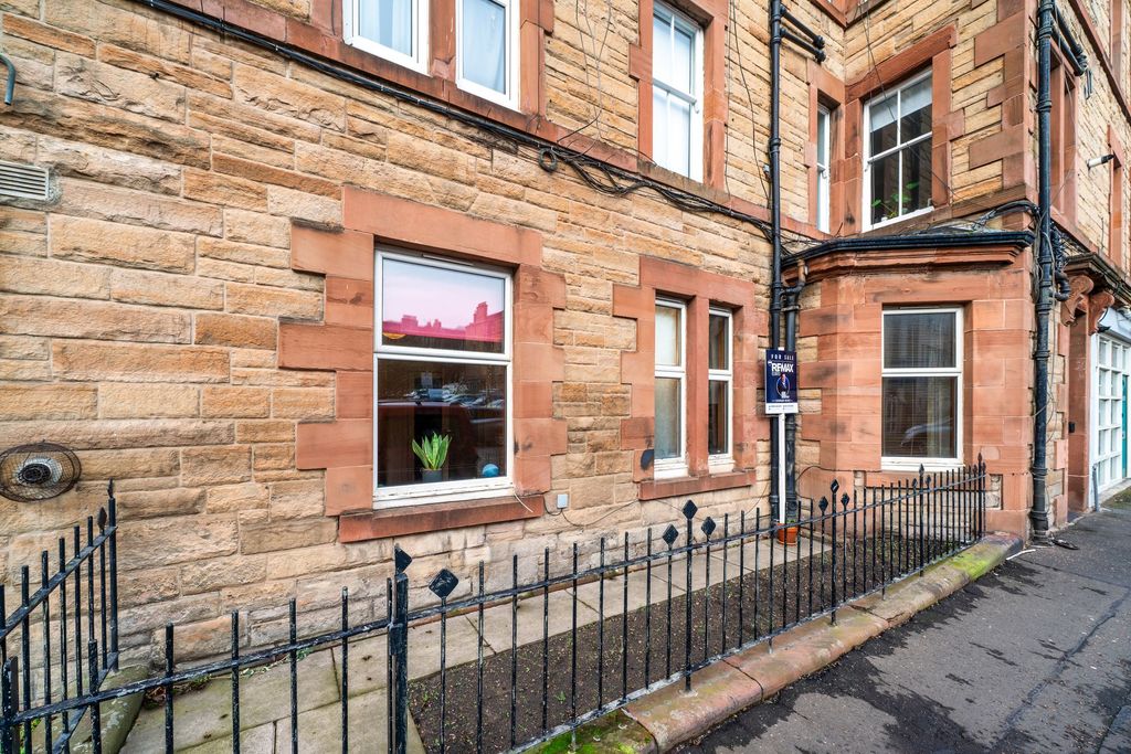 Property photo 2 of 25 Street View