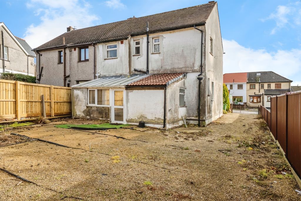 Property photo 3 of 19