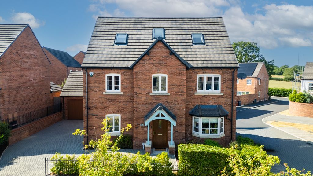 Property photo 1 of 28 5020302