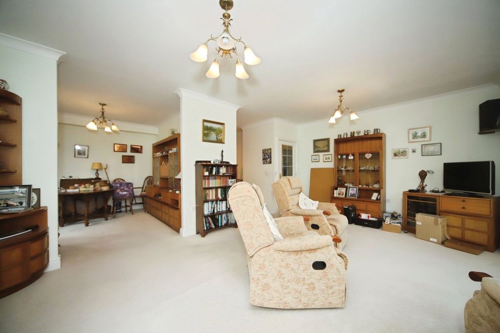 Property photo 3 of 16 Picture No. 03