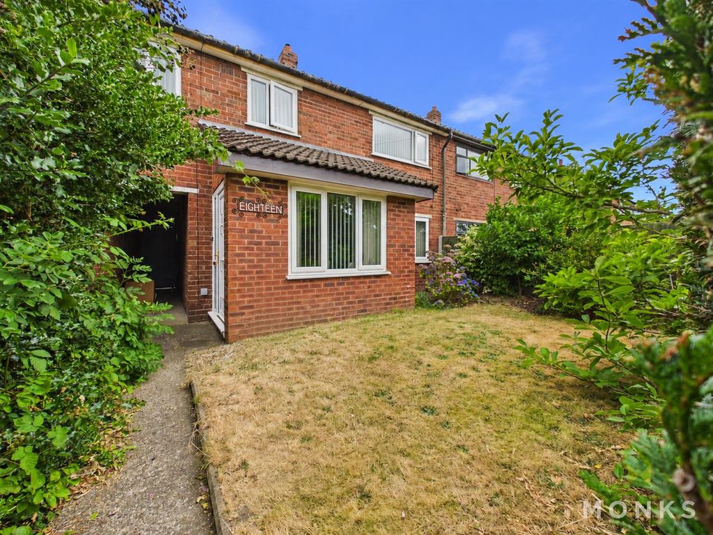 Property photo 1 of 17 Front