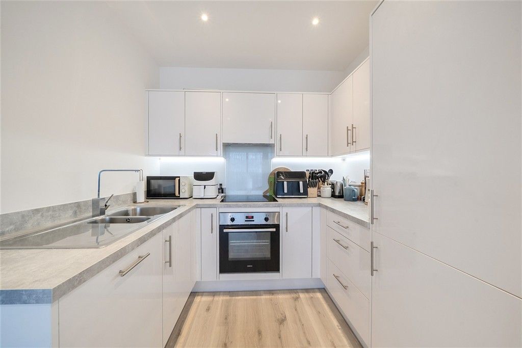 Property photo 2 of 13 Kitchen